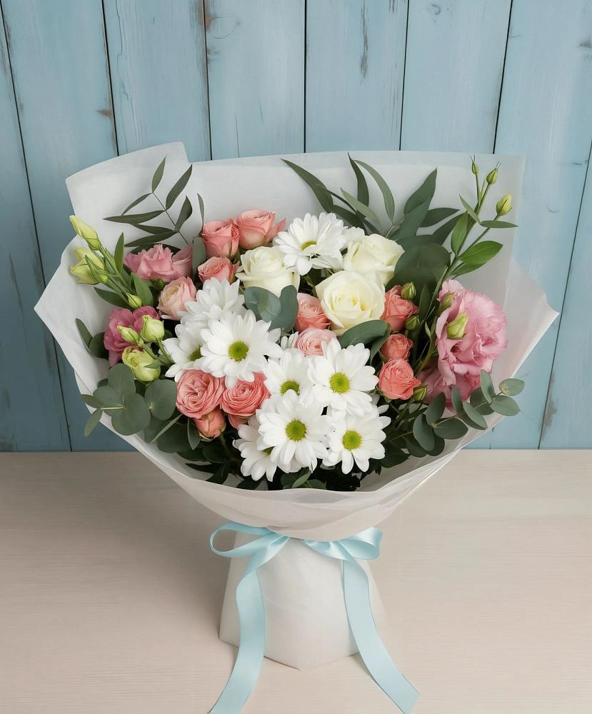 Букет цветов из: Розы, Лизиантусы и Хризантемы в Вербилках