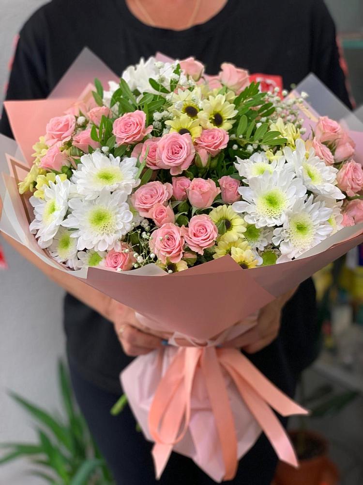 Букет цветов из: Розы и Хризантемы в Вербилках