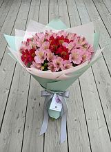 Букет цветов из:  Альстромерии в Вербилках