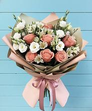 Букет цветов из:  Розы, Альстромерии и Лизиантусы в Вербилках