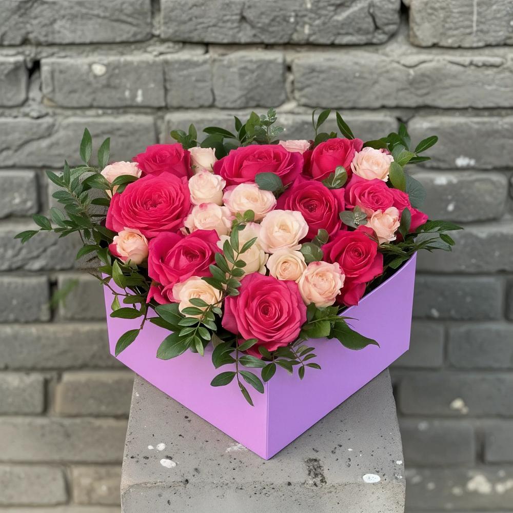 Цветочная композиция из Розы в коробке в Вербилках