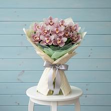 Букет цветов из:  Орхидеи и Розы #REPLACE_PRED# Вербилках