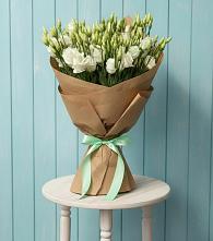 Букет цветов из:  Лизиантусы в Вербилках