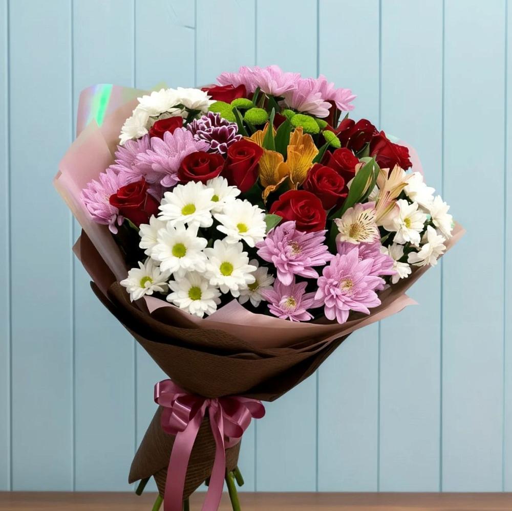 Букет цветов из: Розы, Хризантемы и Альстромерии в Вербилках