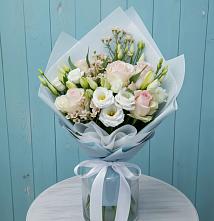 Букет цветов из:  Розы и Лизиантусы в Вербилках