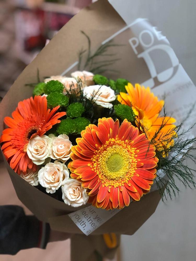 Букет цветов из: Герберы, Хризантемы и Розы в Вербилках